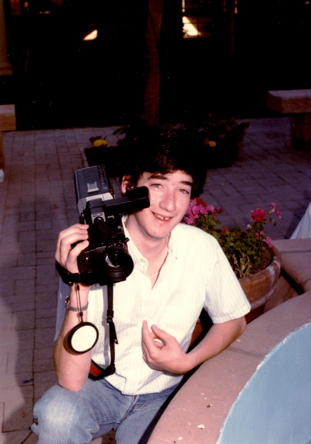 Jay-with-camera-1985.jpg