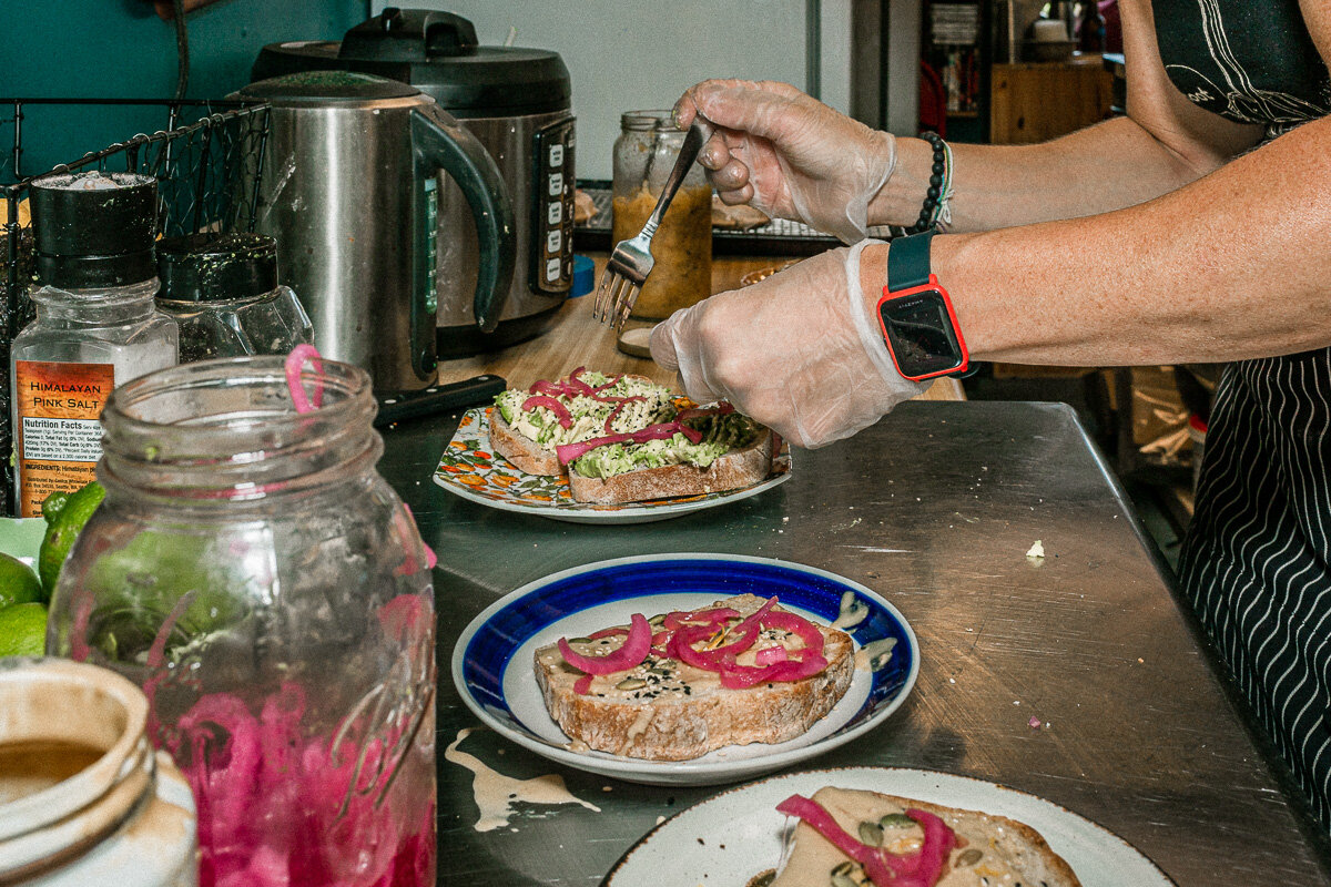 Abandoned_Luncheonette_190727_9619.jpg