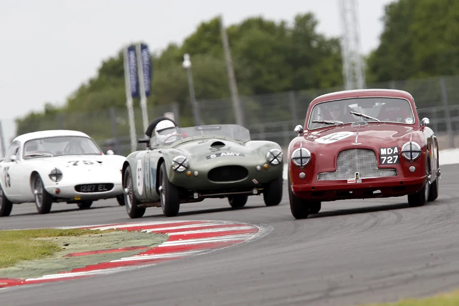 Douglas Barker (DB2/4), Chris Guest (RGS Atalanta) and Robin Ellis (Lotus Elite) - Photo - Mick Walker