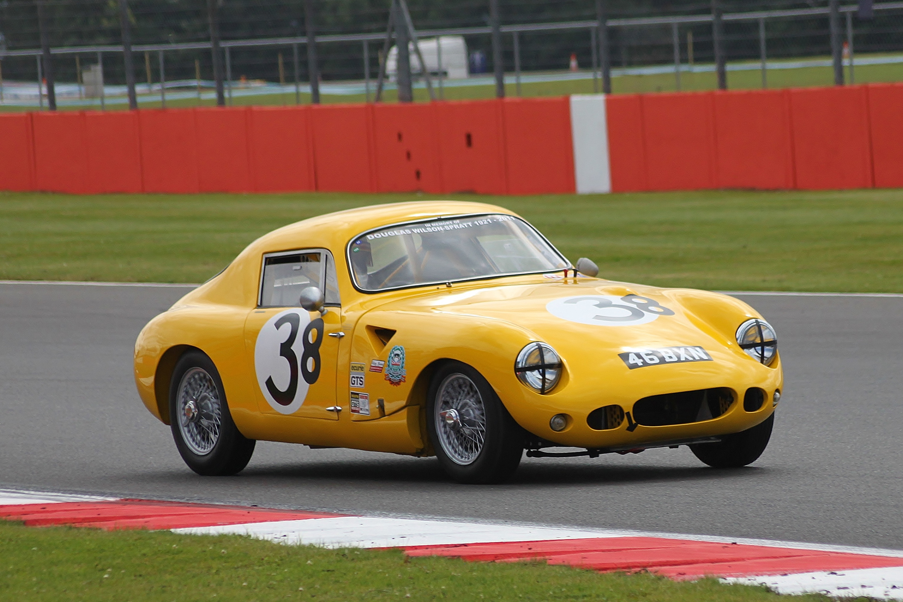 Richard Woolmer on his way to victory photo - Bob bull, Tripos media 