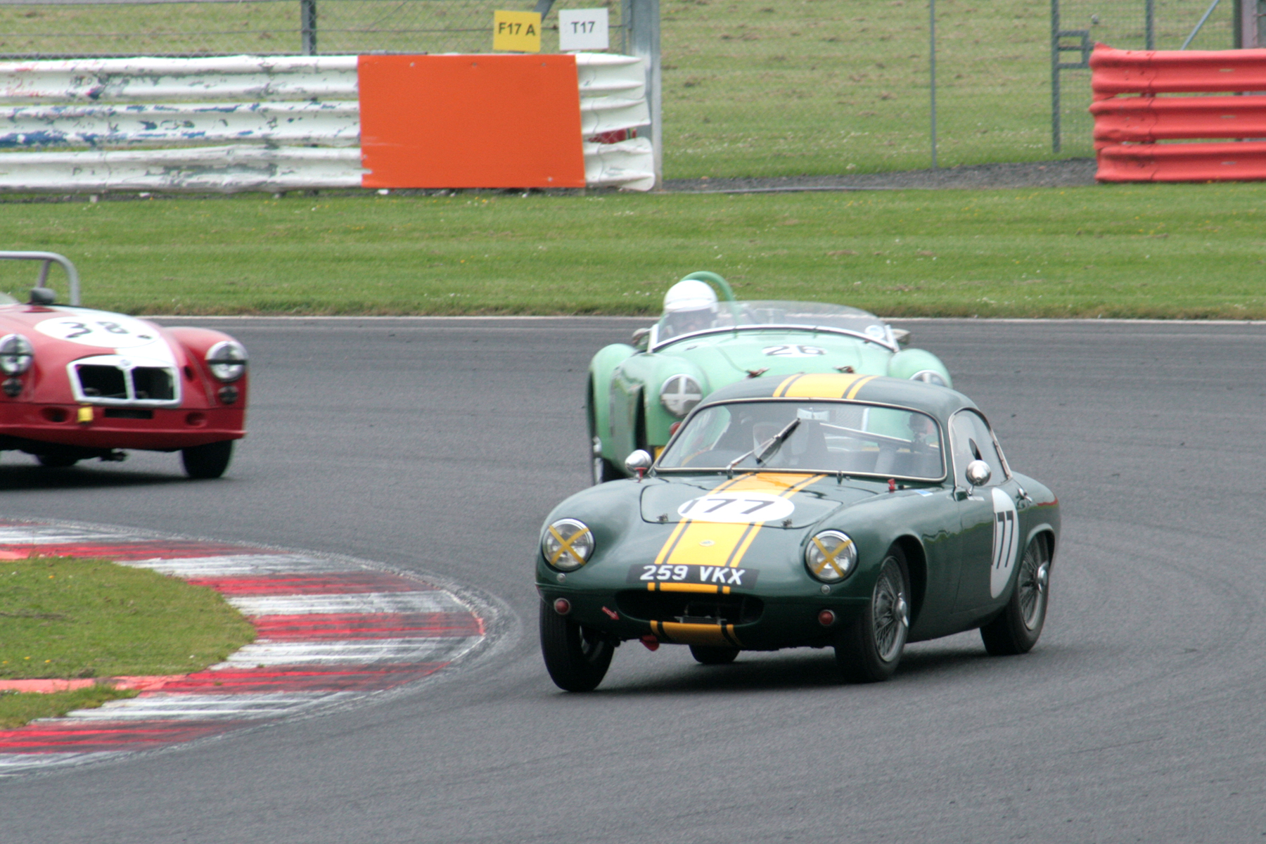 After a poor start, from pole, Mike Freeman took a few laps to get to the front Photo - John Turner 