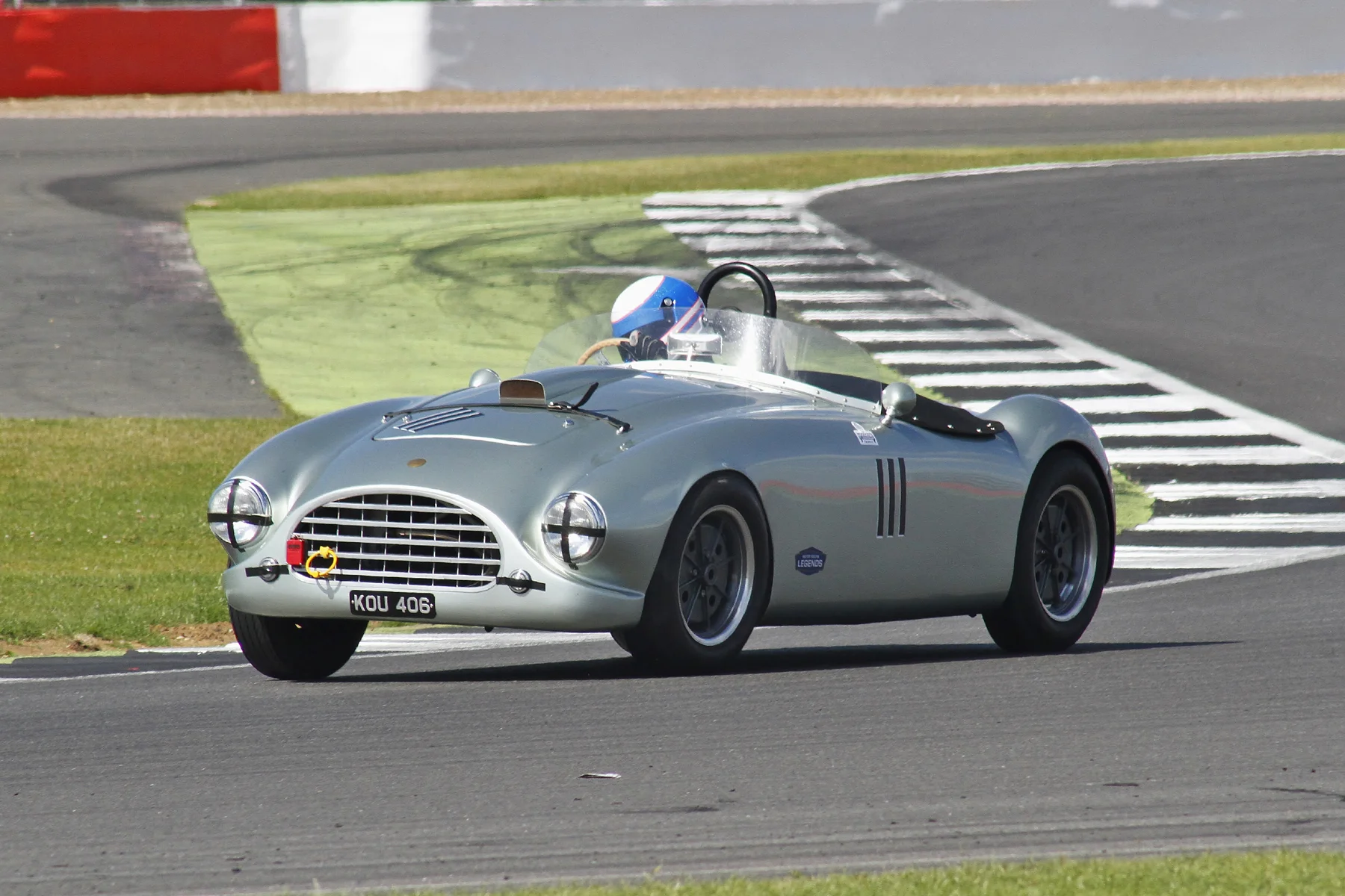 Neil Perkin's Tojeiro Bristol sports which he shared with Mark Piercy Photo - Bob Bull, Tripos Media