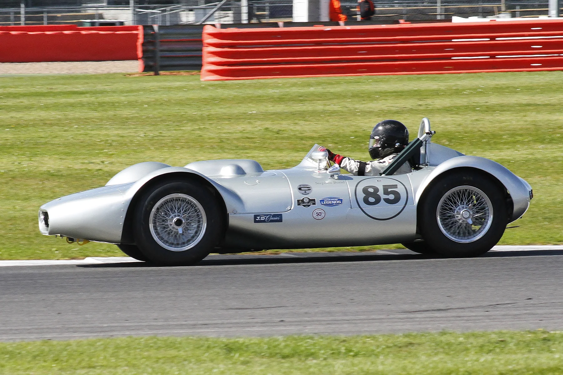 Stephen Bond returned to the tracks in his fabulous Lister Bristol. Photo - Bob Bull, Tripos Media