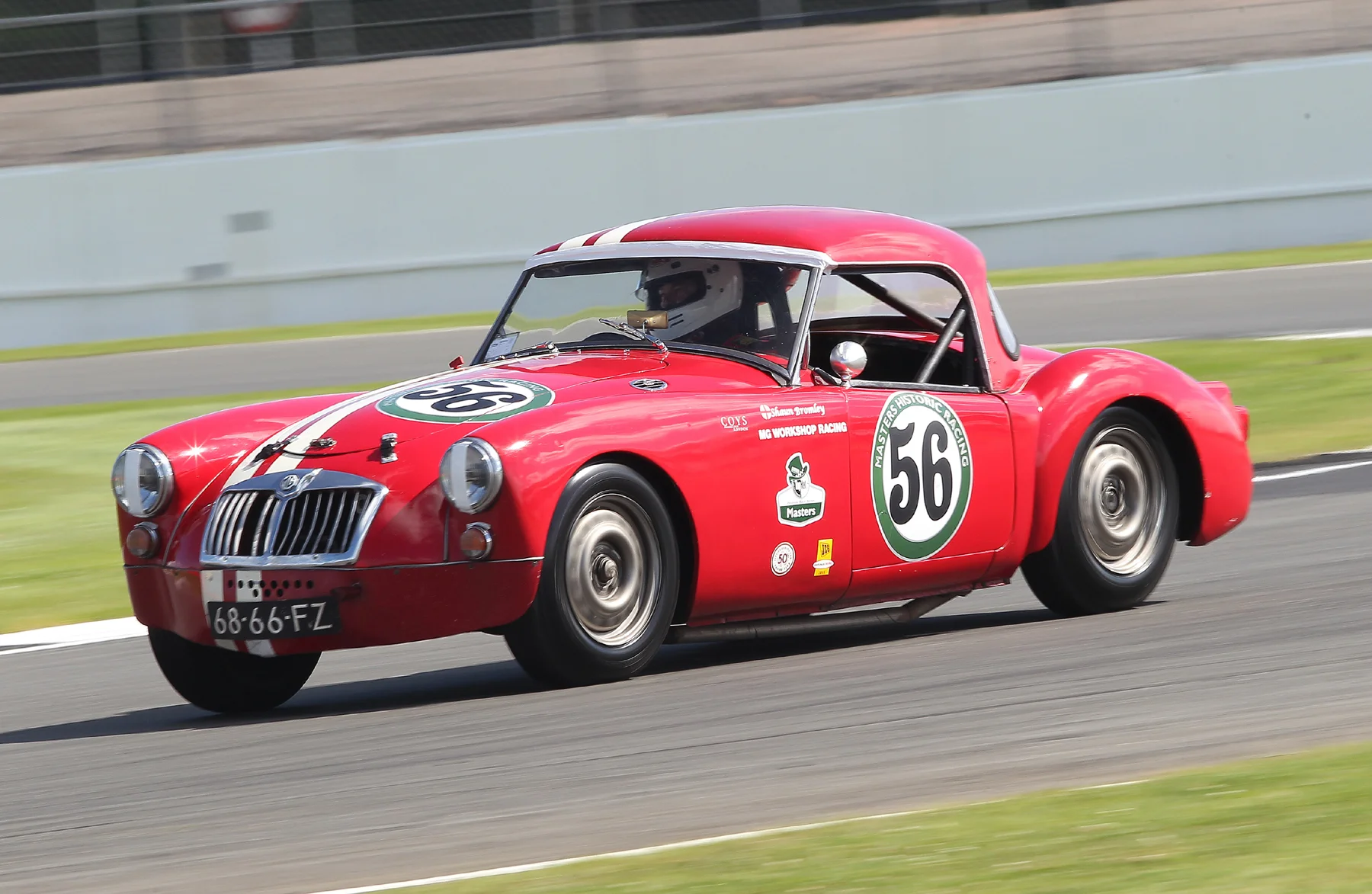 Shaun Bromley at speed in the MGA Photo - Mick Walker 