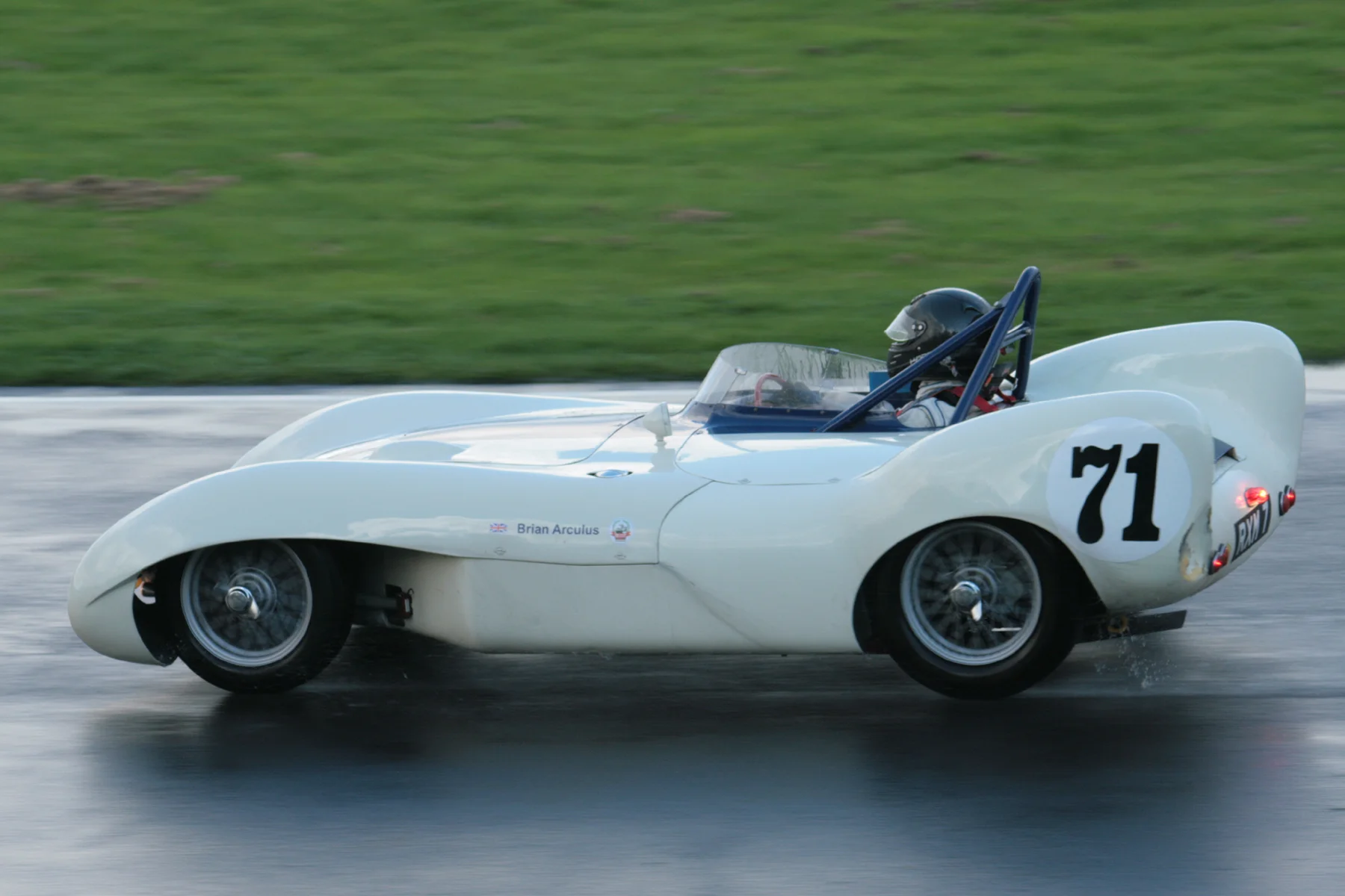 Brian Arculus took the Lotus IX to 6th overall. The tail shows signs of damage (see text) Photo - John Turner