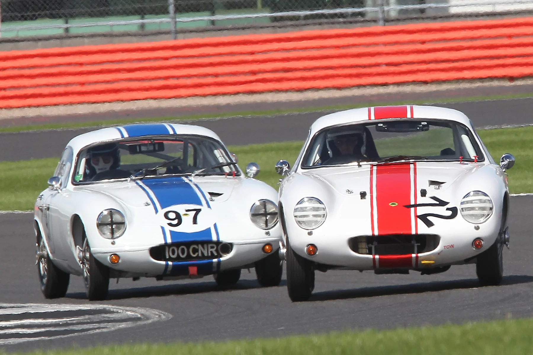 Close in qualifying and close in the race. Nick Atkins (97) won this all Elite battle eventually, although John Waterson (72) posted a marginally quicker best lap. They finished 11th & 12th. Photo - Mick Walker