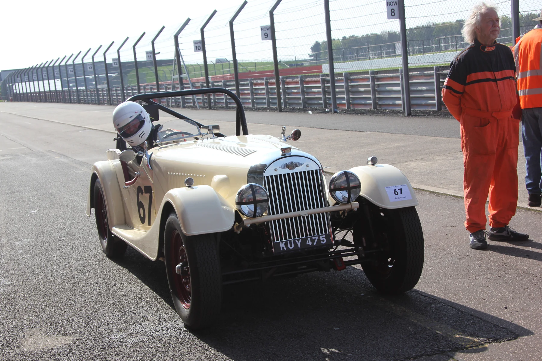 Newcomer, Mark Shears in the Flat Rad Morgan +4 lines up for qualifying. Photo - Pat Arculus, Tripos Media