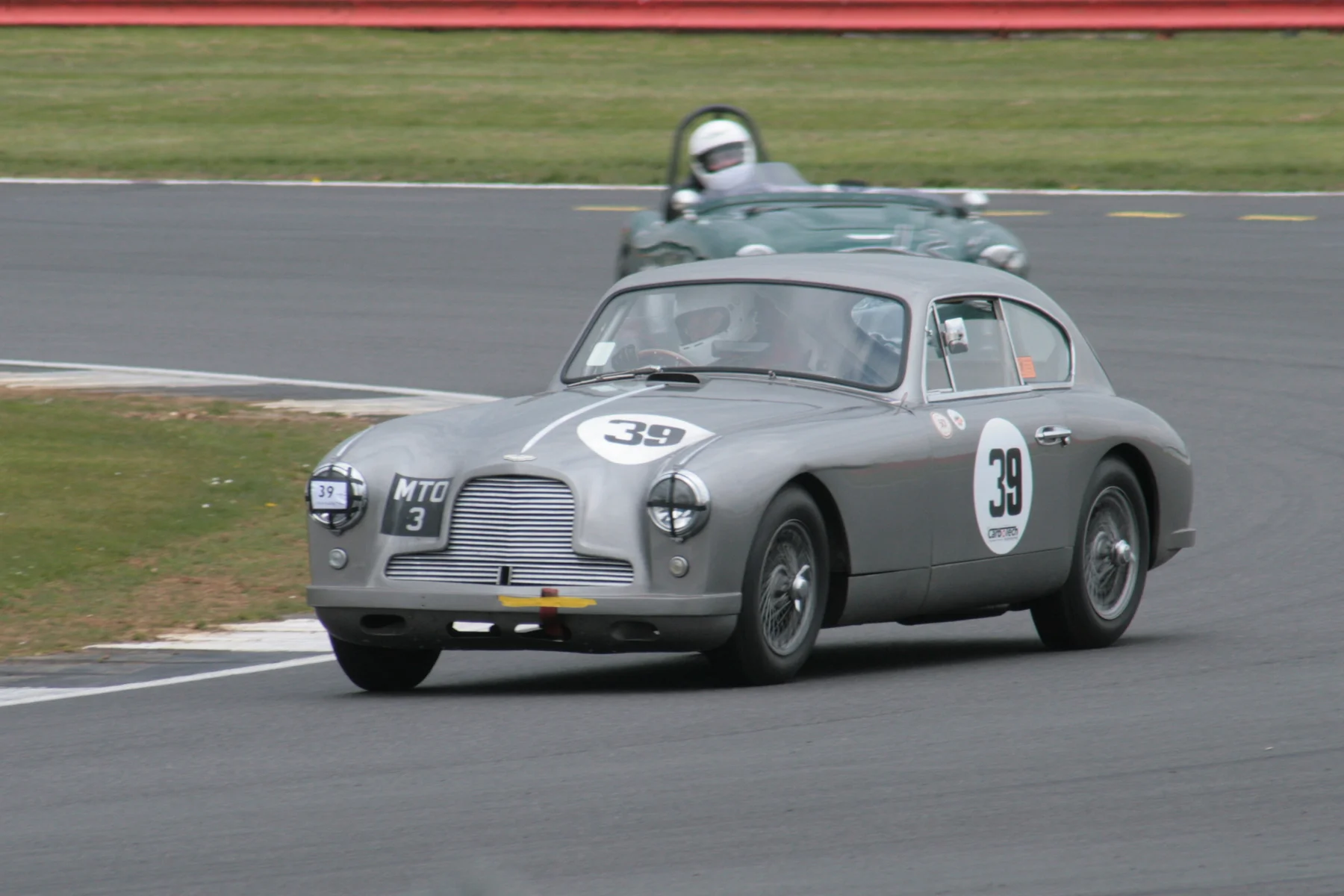 Tim Stamper leads Jim Campbell. Photo - John Turner