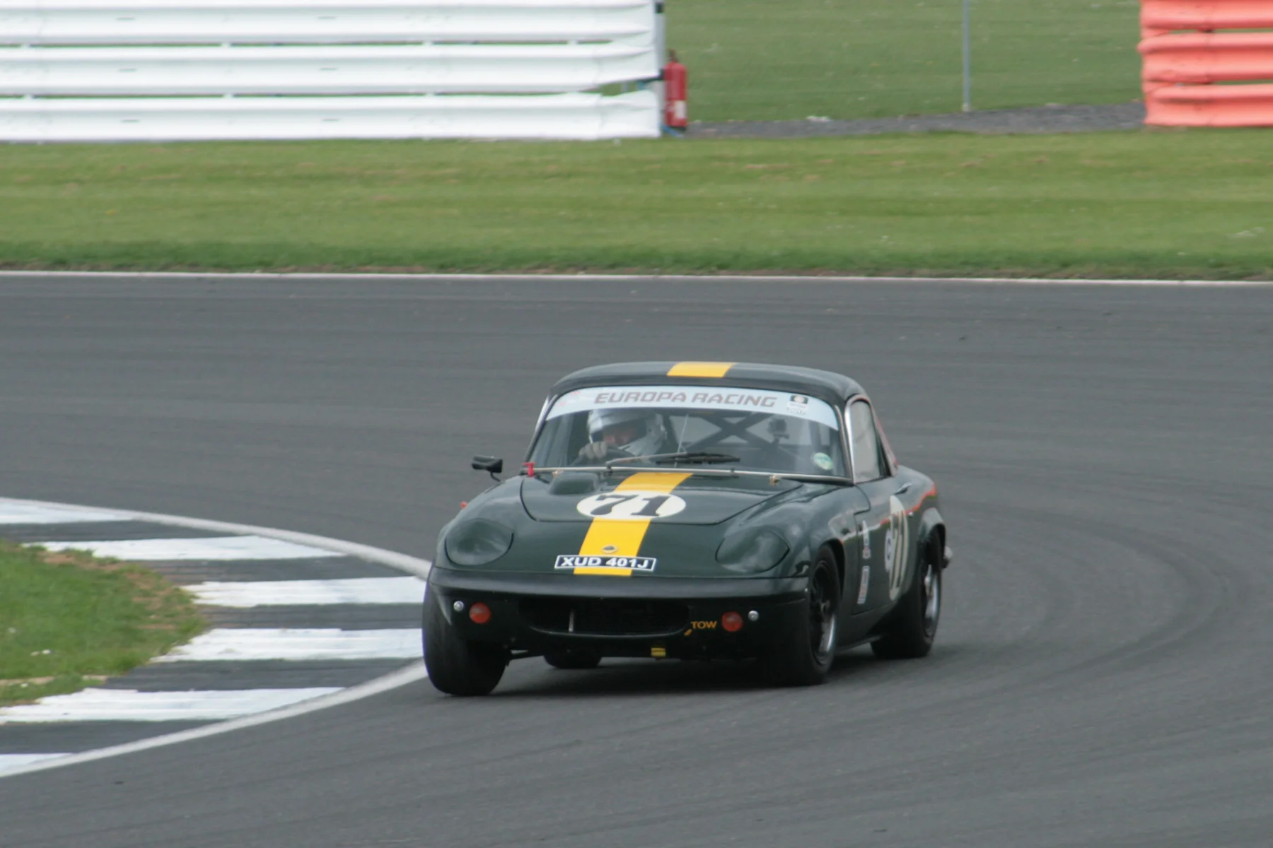 A potential podium place was sacrificed by the Jim Dean/Julian Barter Lotus Elan which received a penalty for pitting outside the pit stop window. It was classified 7th . Photo - John Turner