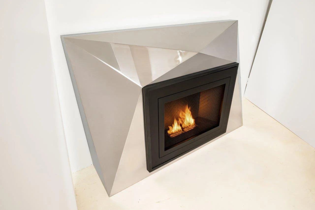 Faceted Fireplace by HearthCabinet® + Cliff Young Ltd.