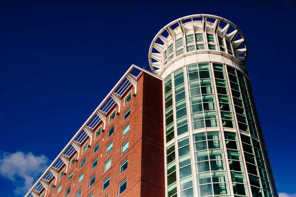 hyatt-harborside-benschaefer-silver-and-salt-wedding-photography