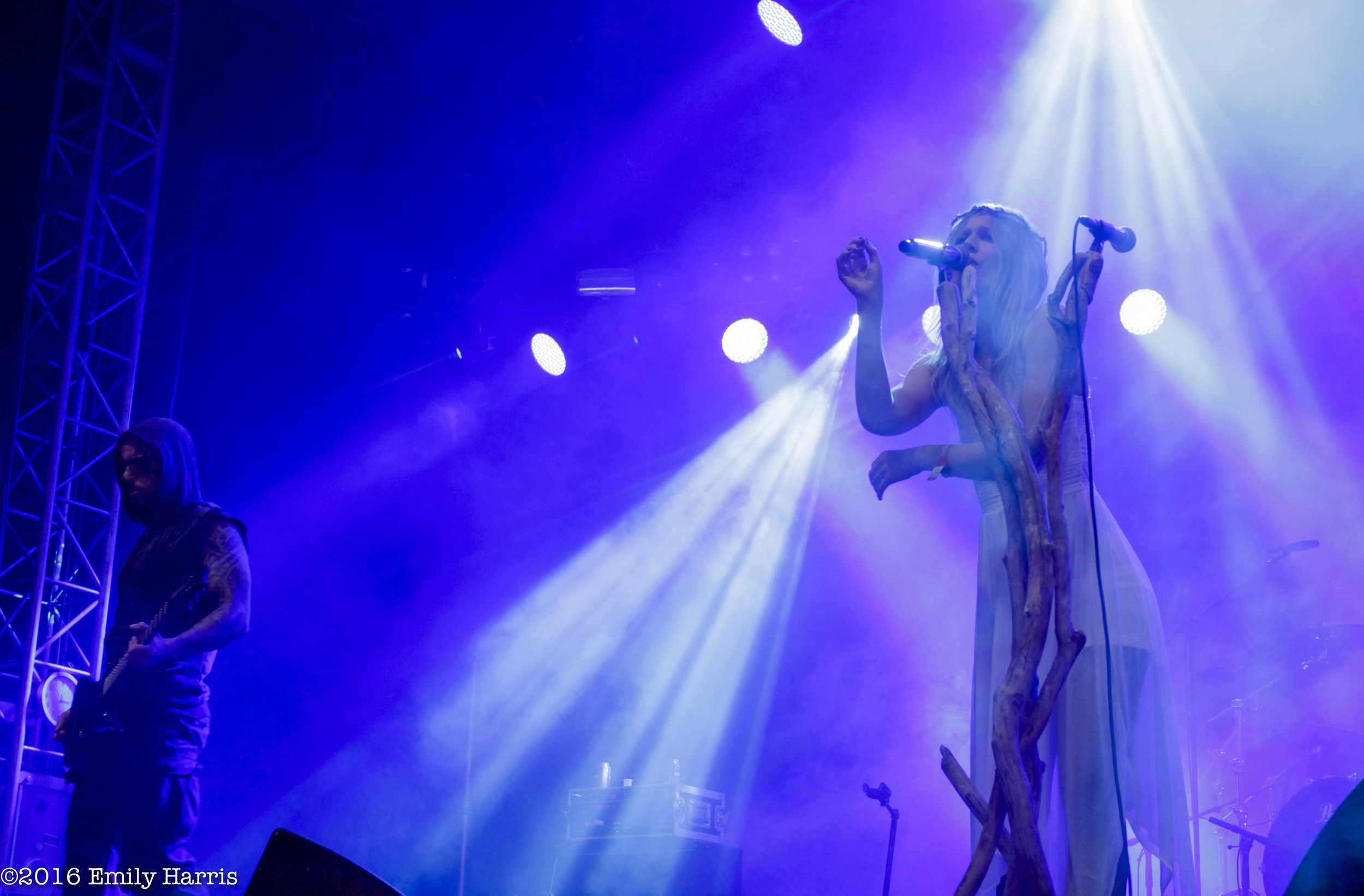 Myrkur-1-5.jpg