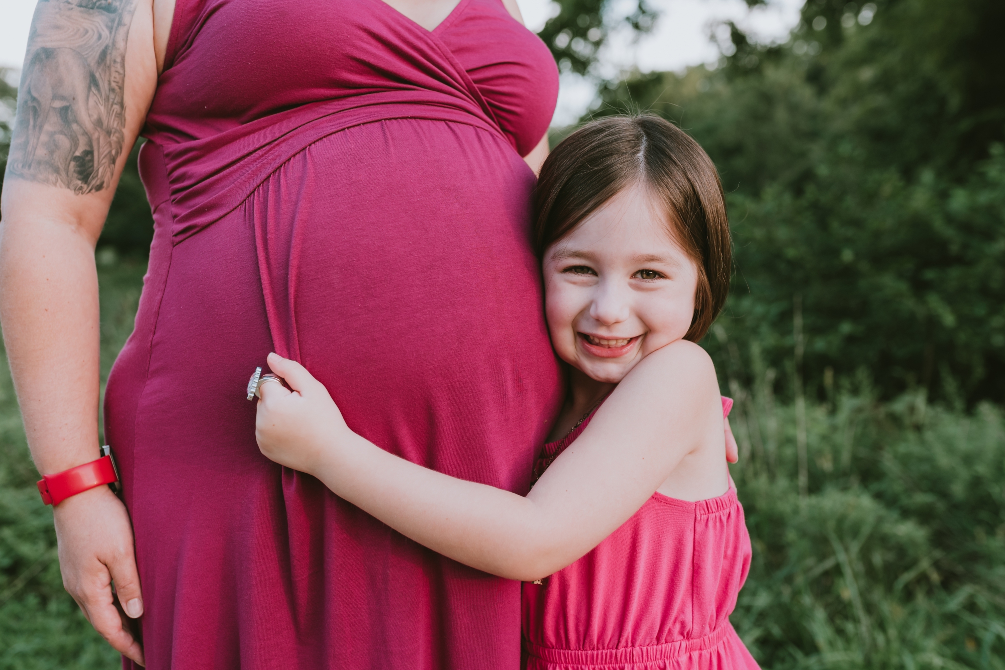 Holmdel Park Monmouth County New Jersey Maternity Family Portrait Photoshoot 