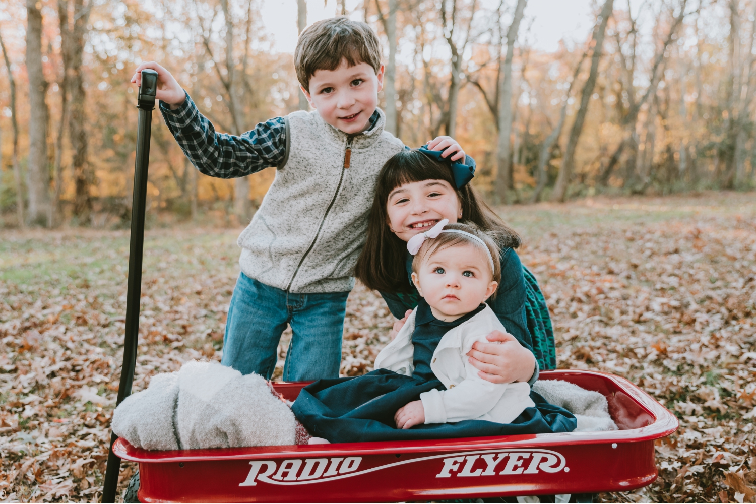 Family Children Christmas Portraits Allaire State Park Farmingdale New Jersey