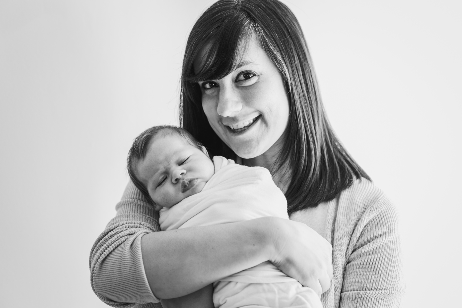 Mommy-Baby-Portrait-Wood-Ridge-New-Jersey-Newborn-Photographer