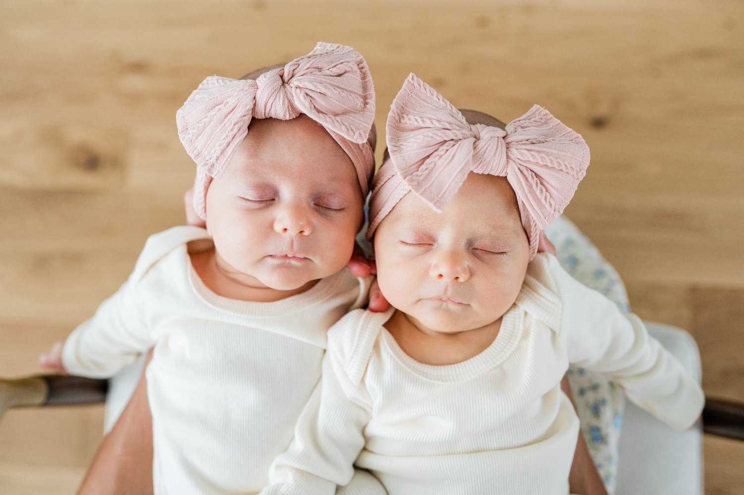 Twin-Newborn-Baby-Photographer-Monmouth-County-NJ-47.jpg