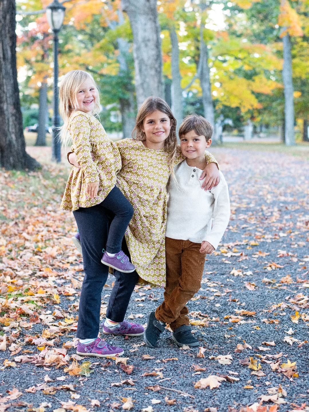 A very Merry Christmas to all who celebrate! Sending you all light and love ✨