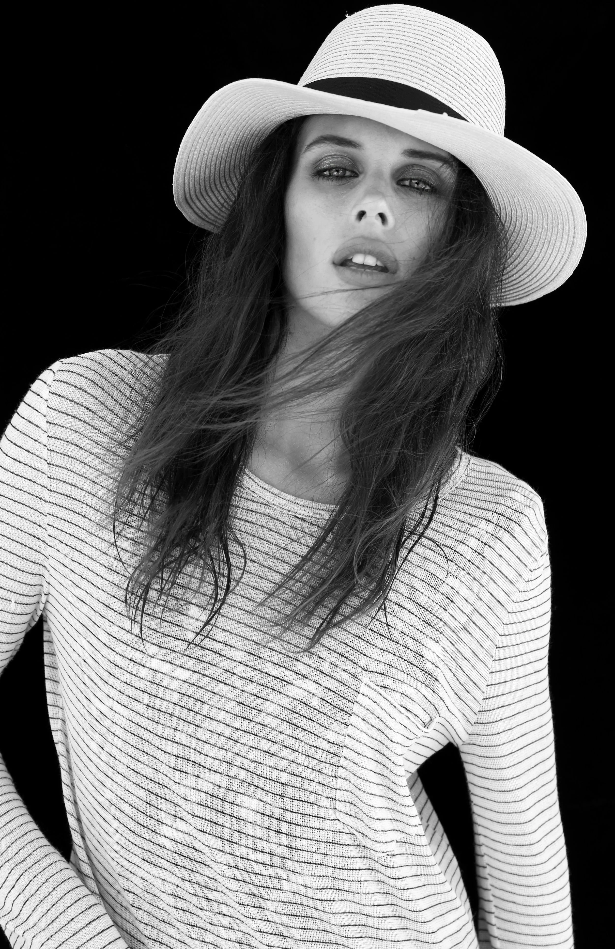 15 Modo Magazine.jpg