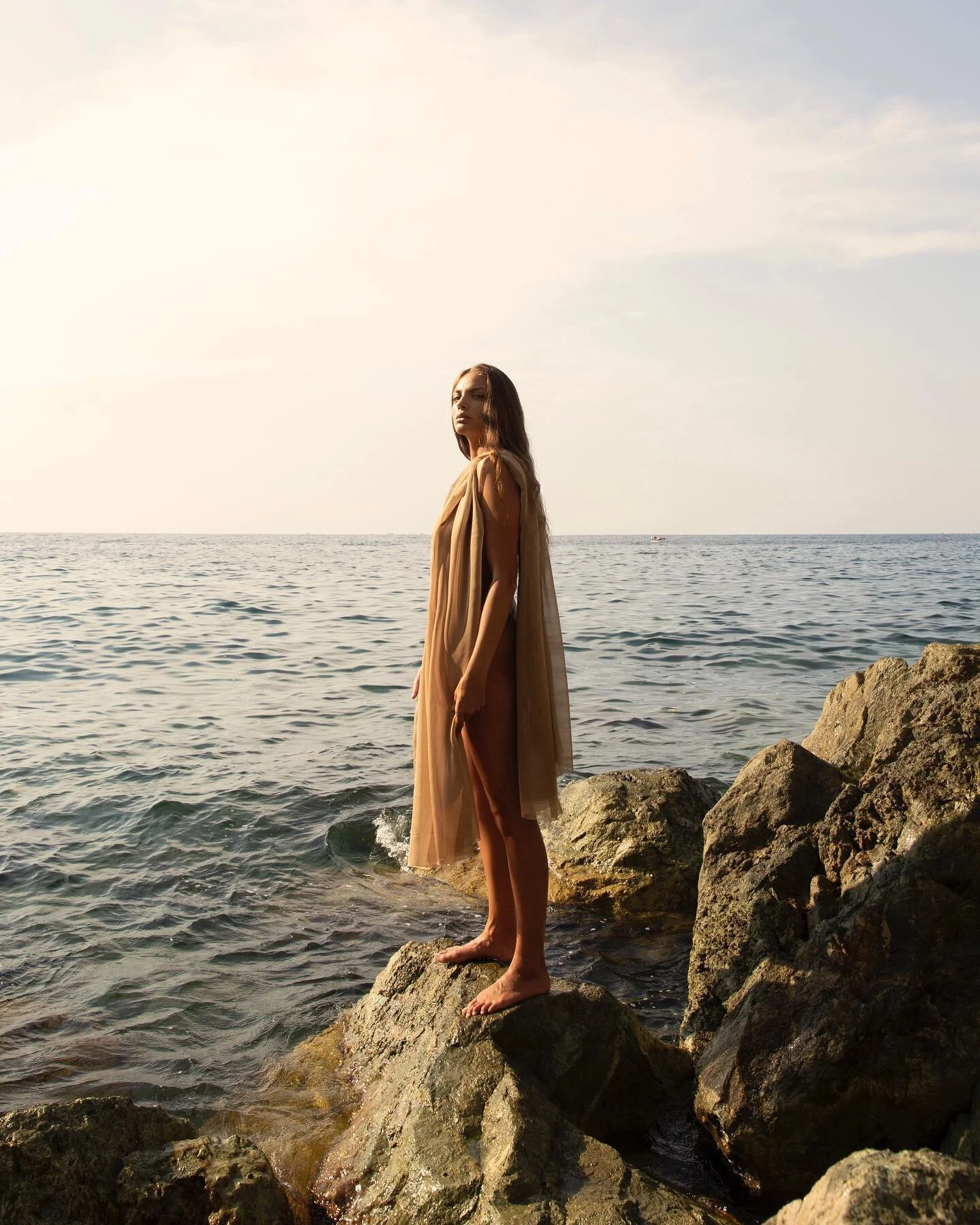 Connecting to the inner goddess powers @syrihanaluan @fasheditorials @federicaphotography @mariotti_marta