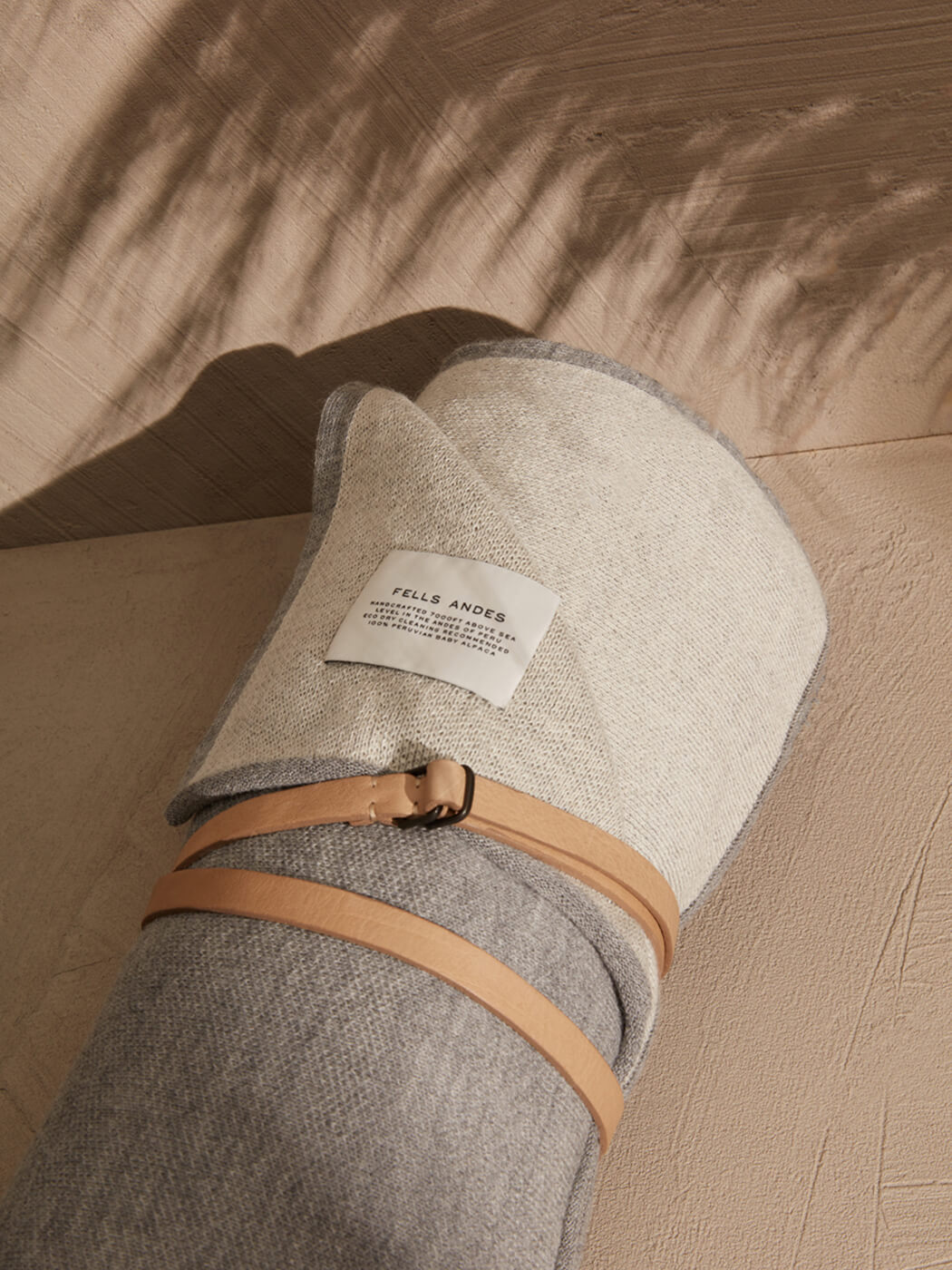 FELLS-ANDES-SORENSEN-LEATHER-STRAPP-SAND-DANE-BLANKET-BABY-ALPACA-LIFESTYLE copy.jpg