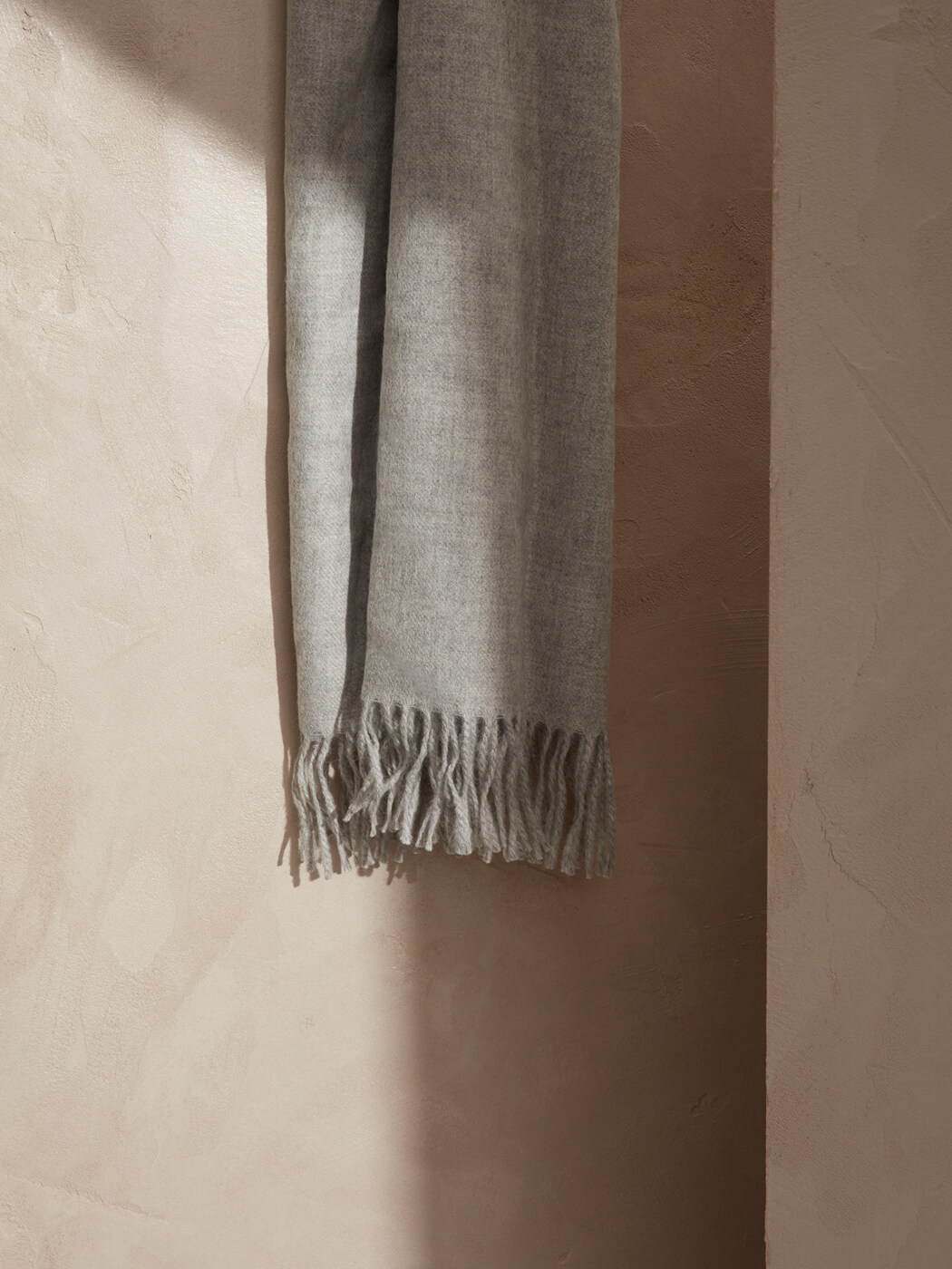 Fells-Andes-Dimma-Royal-Baby-Alpaca-Throw-Studio.jpg