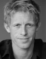 simon headshot.jpg