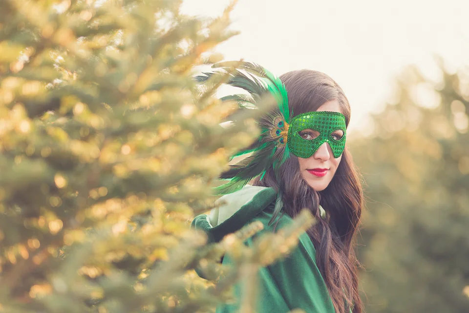Amanda Christmas trees Wakefield RI portrait 15.jpg