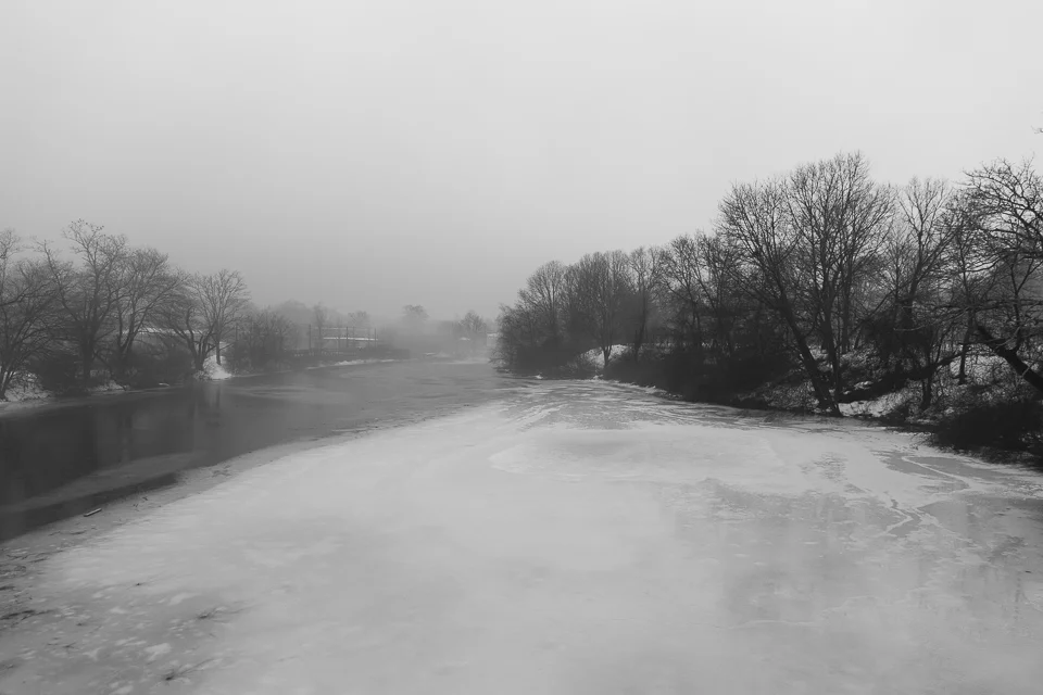 Saugatucket fog.jpg