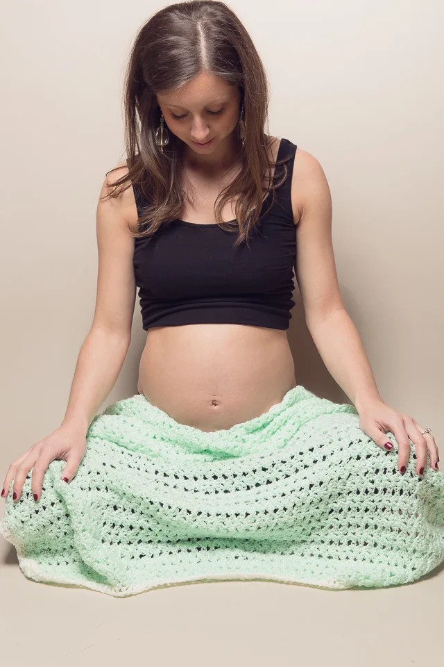 Heather blog RI maternity photographer 7.jpg