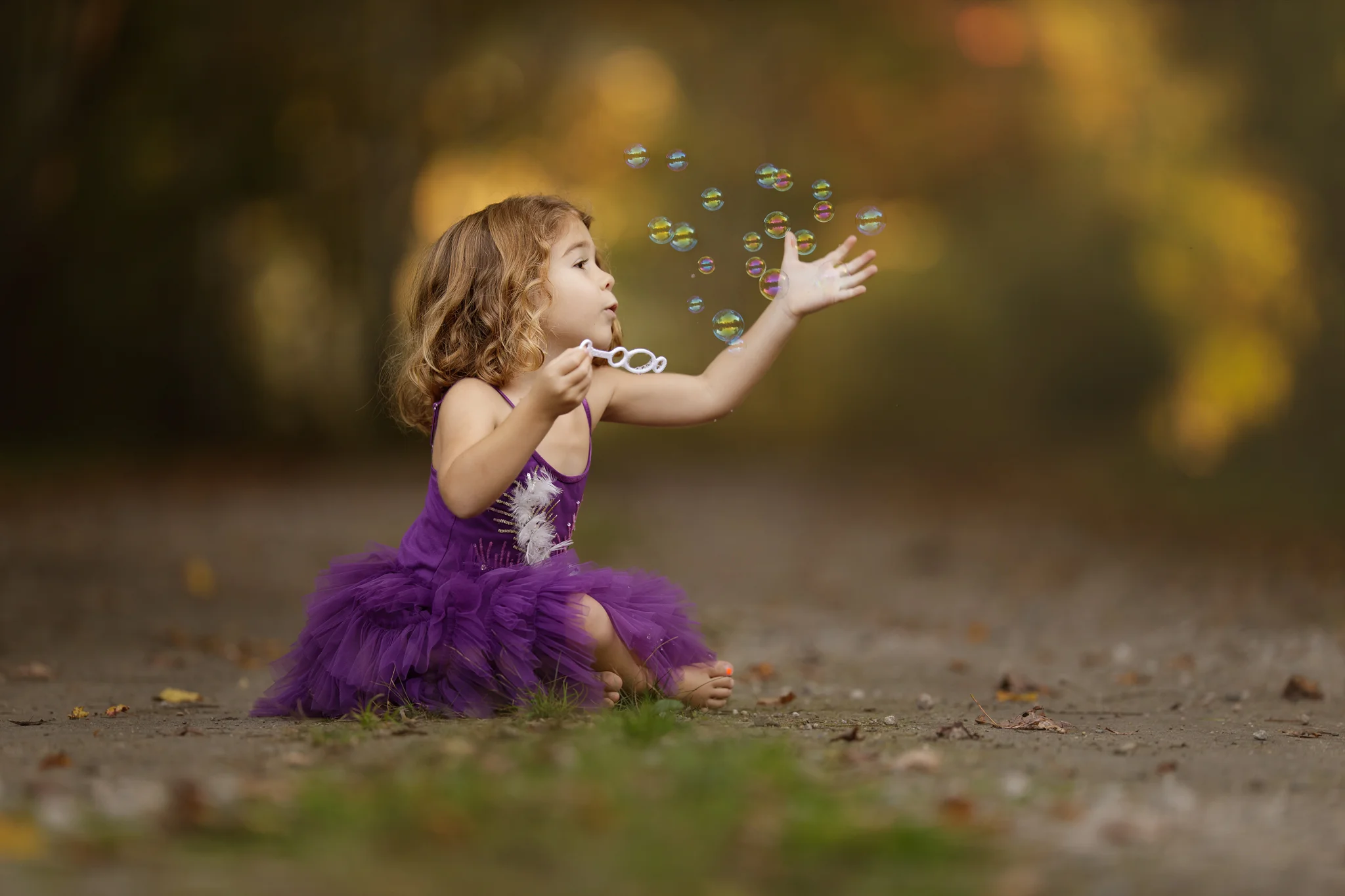 LITTLE GIRL WITH BUBBLES IN Narragansett, RI