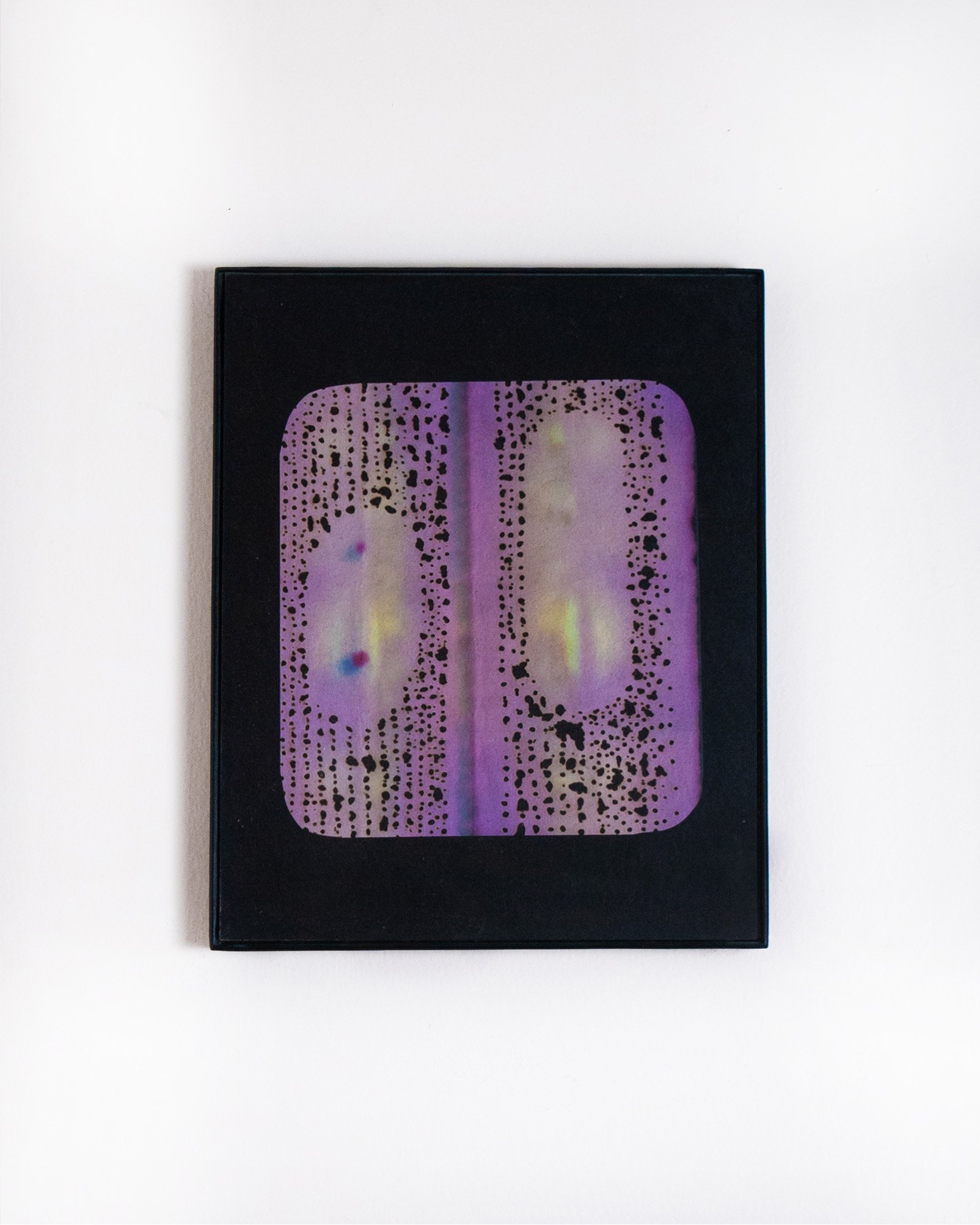 Shizuku [雫]
Drop

Incense on hand-dyed hanshi paper
6.75 in x 6 in 
2023

 Show Thumbnails 