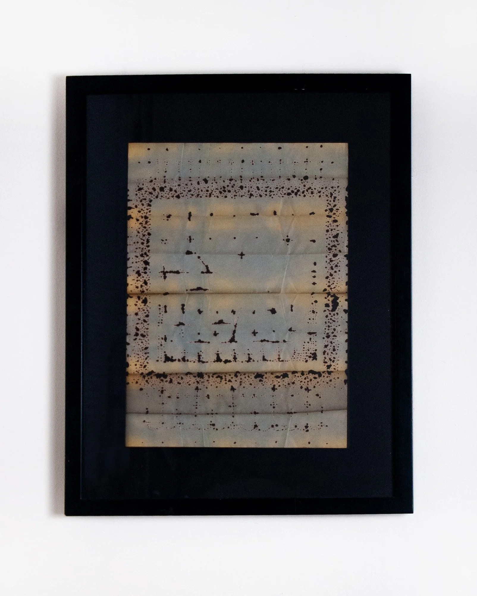 Wakusen [枠線]
Grid-line / Enclosing Line

Incense on hand-dyed hanshi paper
13 in x 9.5 in 
2024

 Show Thumbnails 