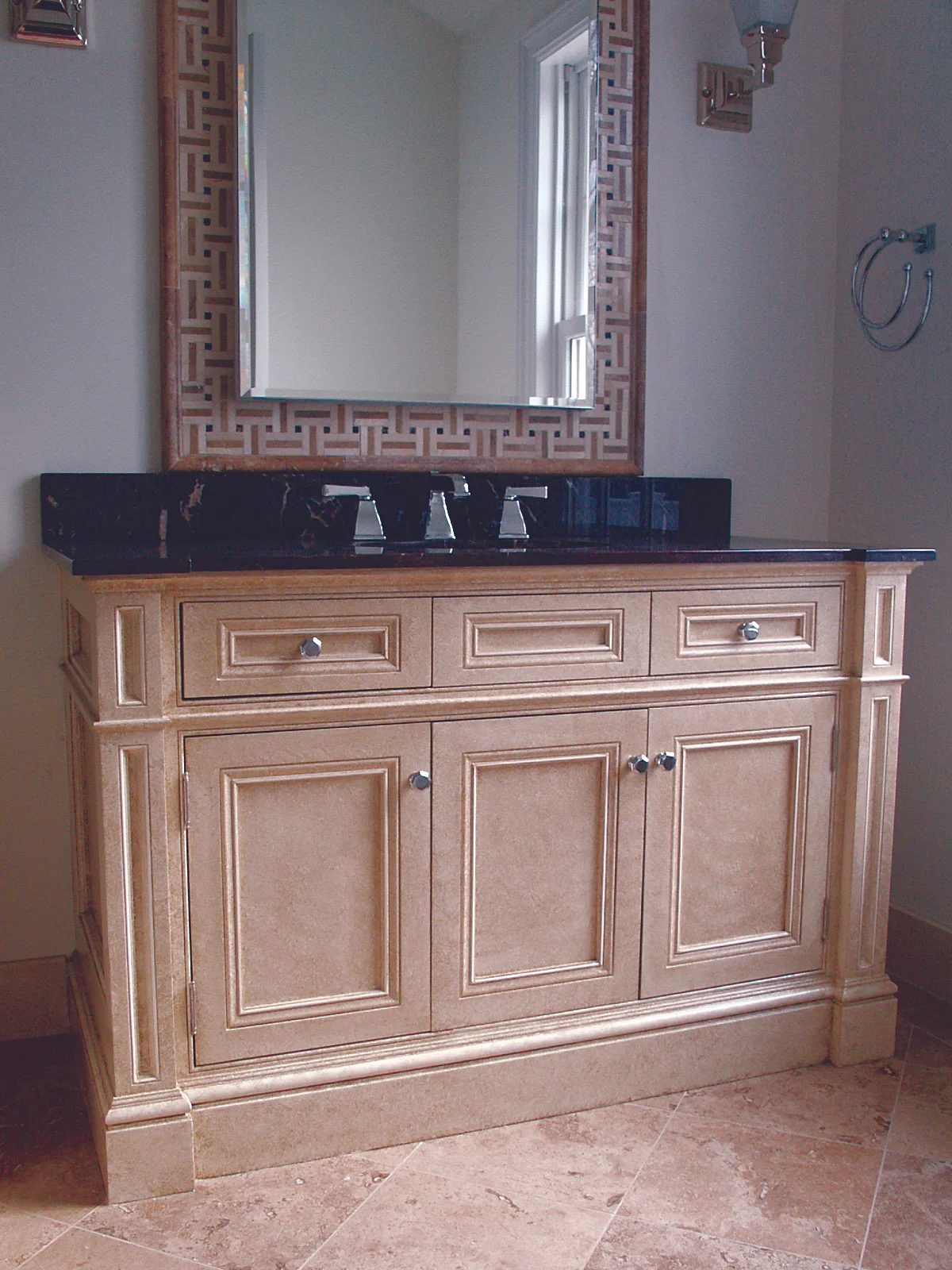 mastervanity2.jpg