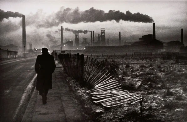 don-mccullin-man-walks-to-003.jpg