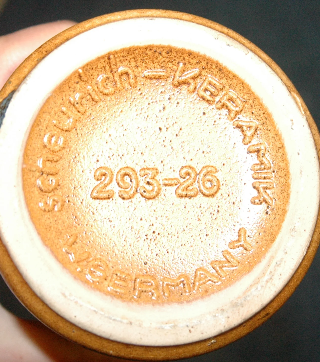 Scheurich subtle bottom.jpg
