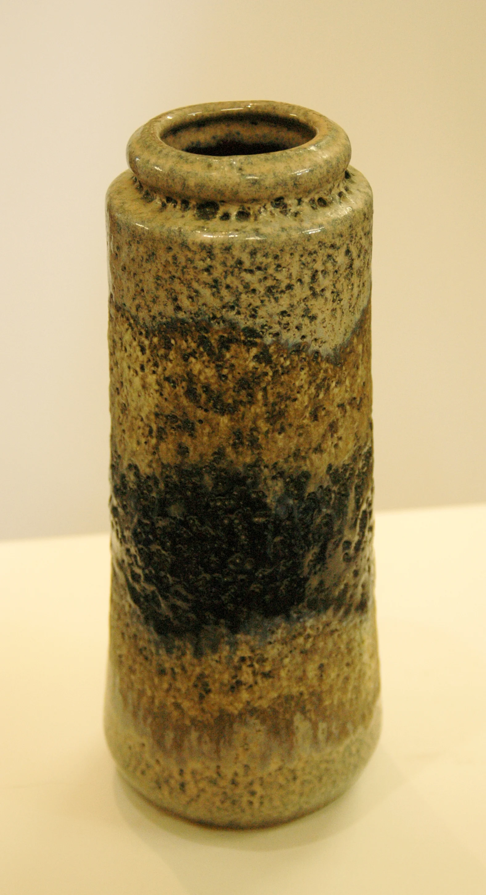 Grey dark blue Sch.jpg