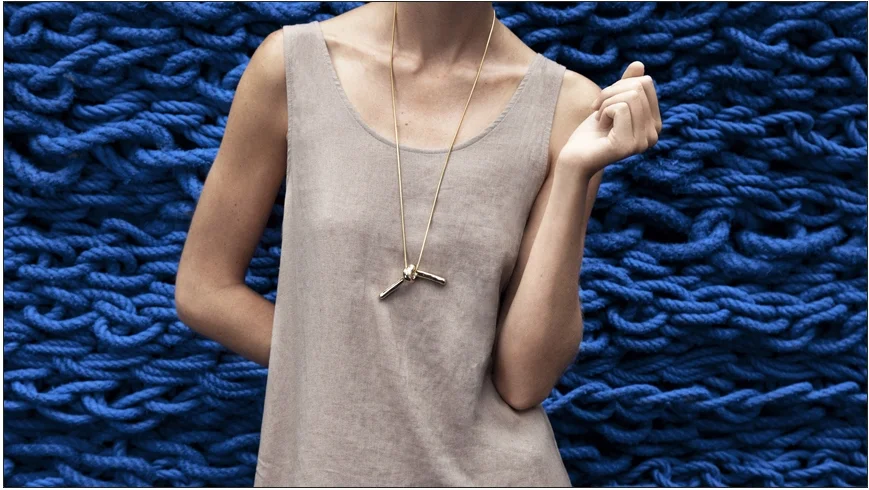  mason necklace / plated metal knot on snake chain   shop  