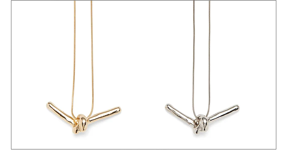  mason necklace / plated metal knot on chain   shop  