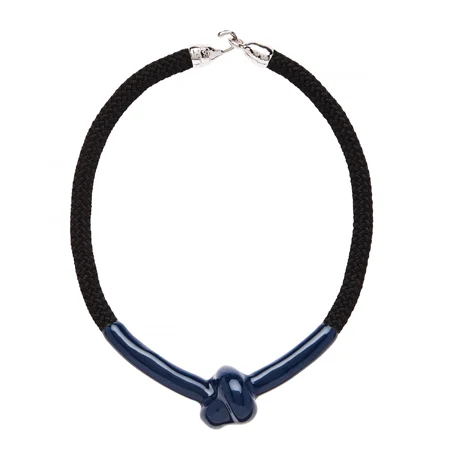katrin-navy.jpg