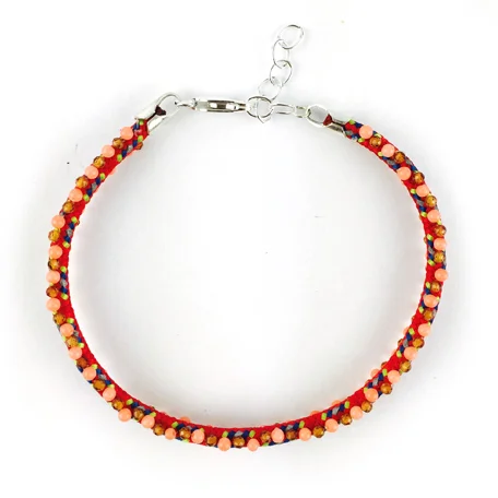 red-bracelet2.jpg