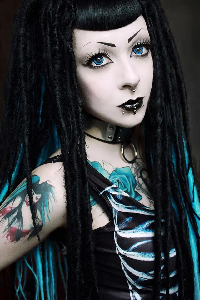 Model: Victoria Weizsacker