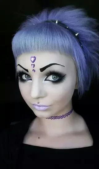 Model: Insanina https://www.facebook.com/insanina
