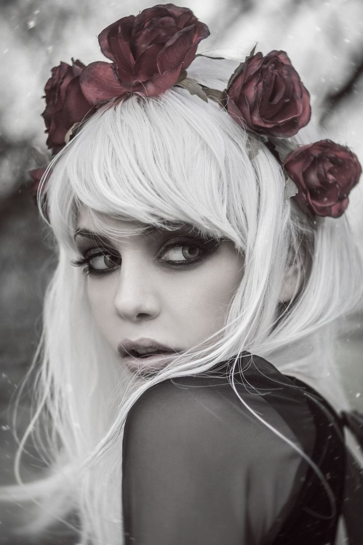 Model: Topaz Arbell, Photo: Nati Keren
