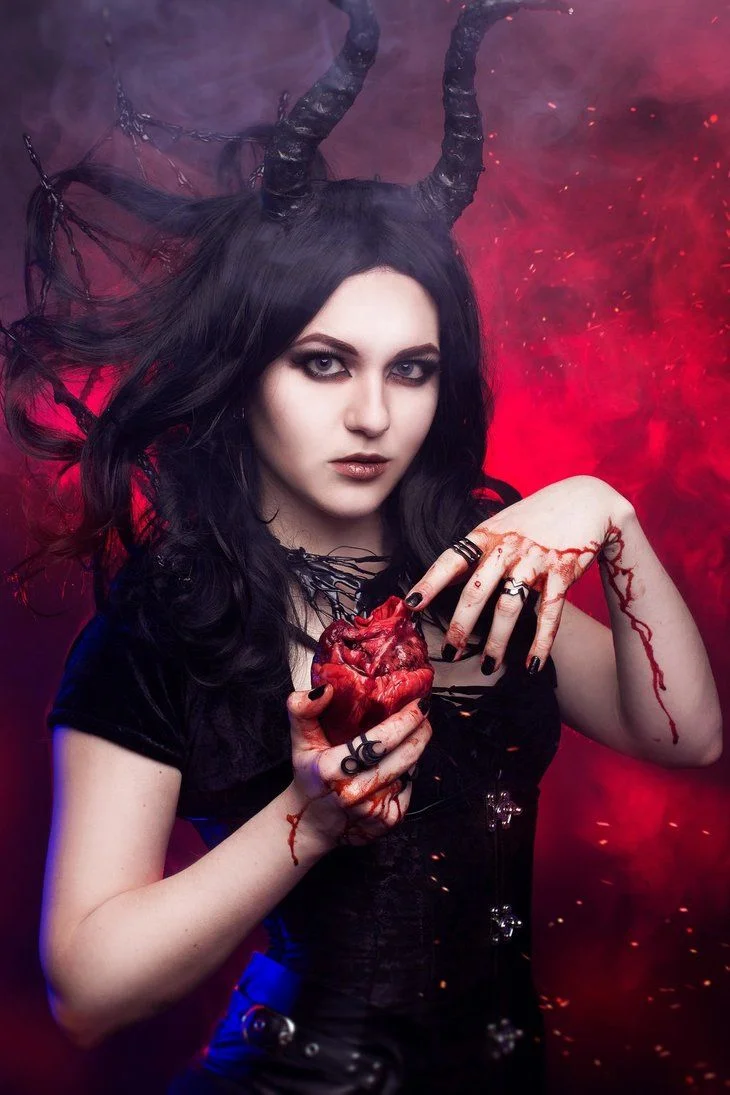 Model: Mysteria Violent | https://www.facebook.com/mysteriaviolentmodeling/ DeviantArt