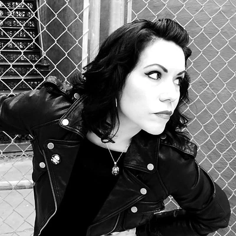 Cover: Death Loves Veronica