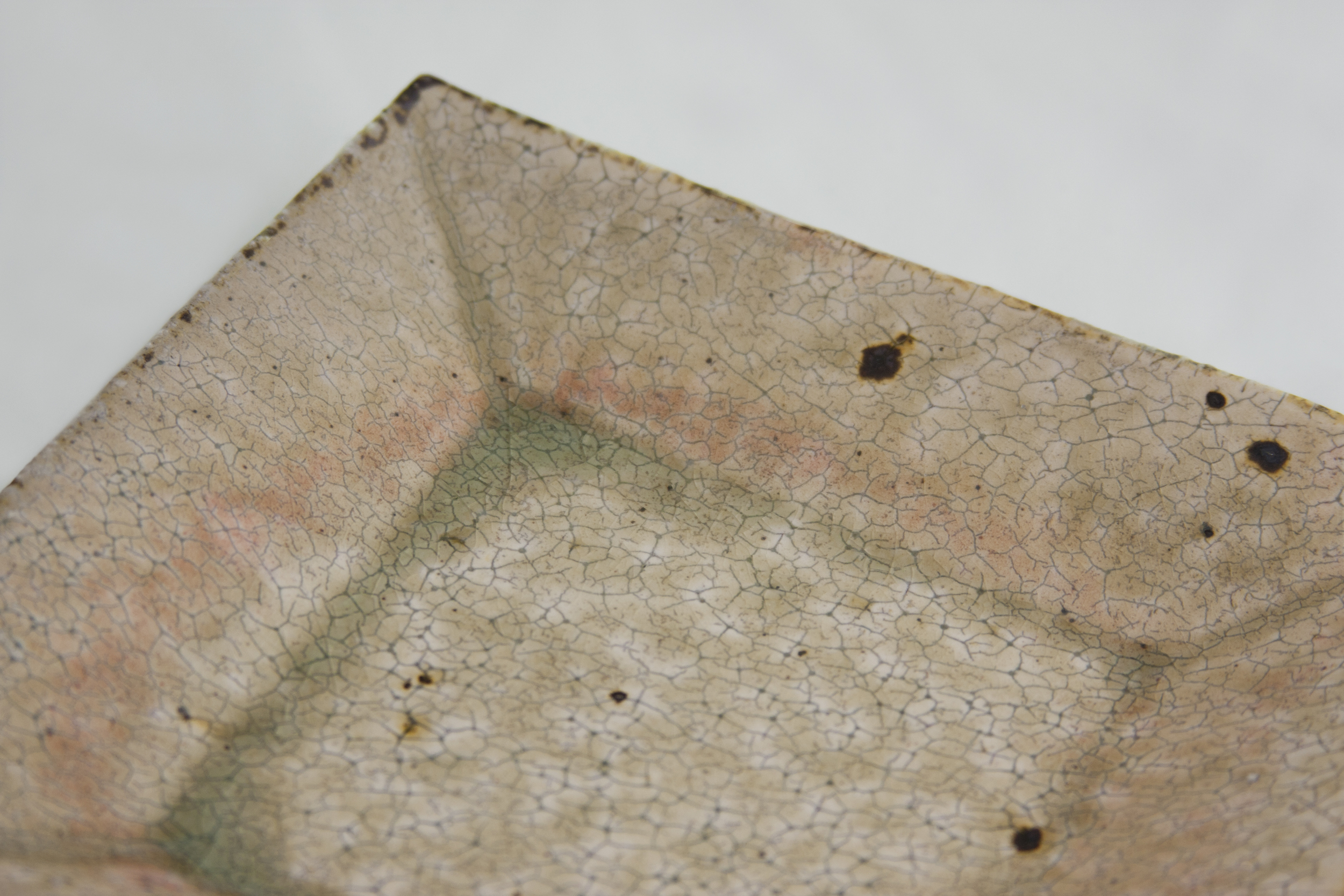 Kohiki square plate by Atsushi Ogata