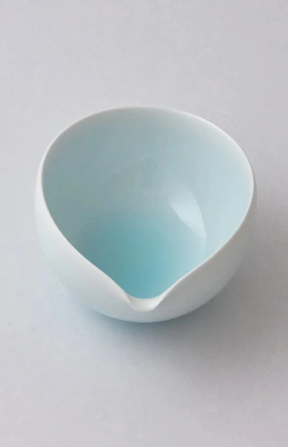 Ikura_Mood_BlueBowls-2.jpg
