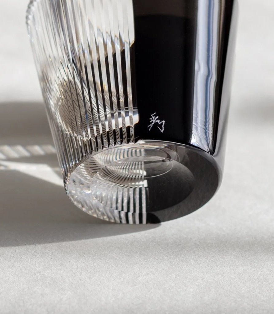 Horiguchi Kiriko

 

 Guinomi Kai Kakudashi 