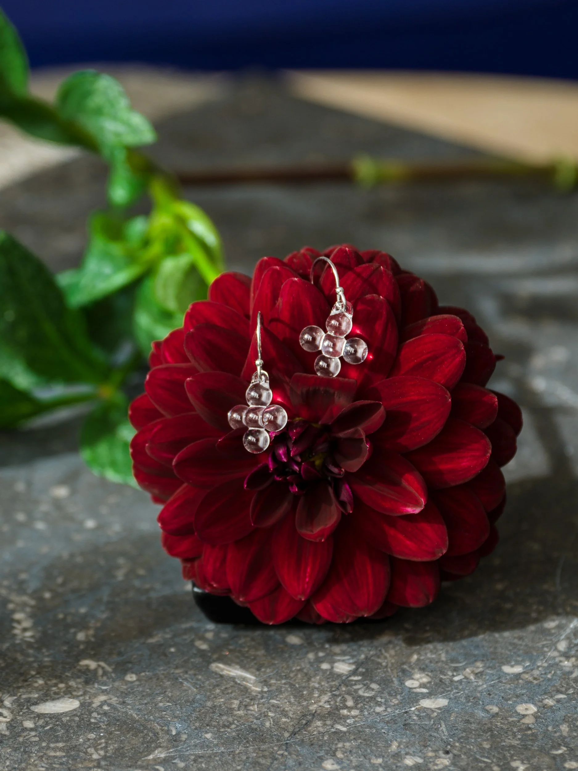 Harry's Glass Jewelry

 

 Floral Earrings 