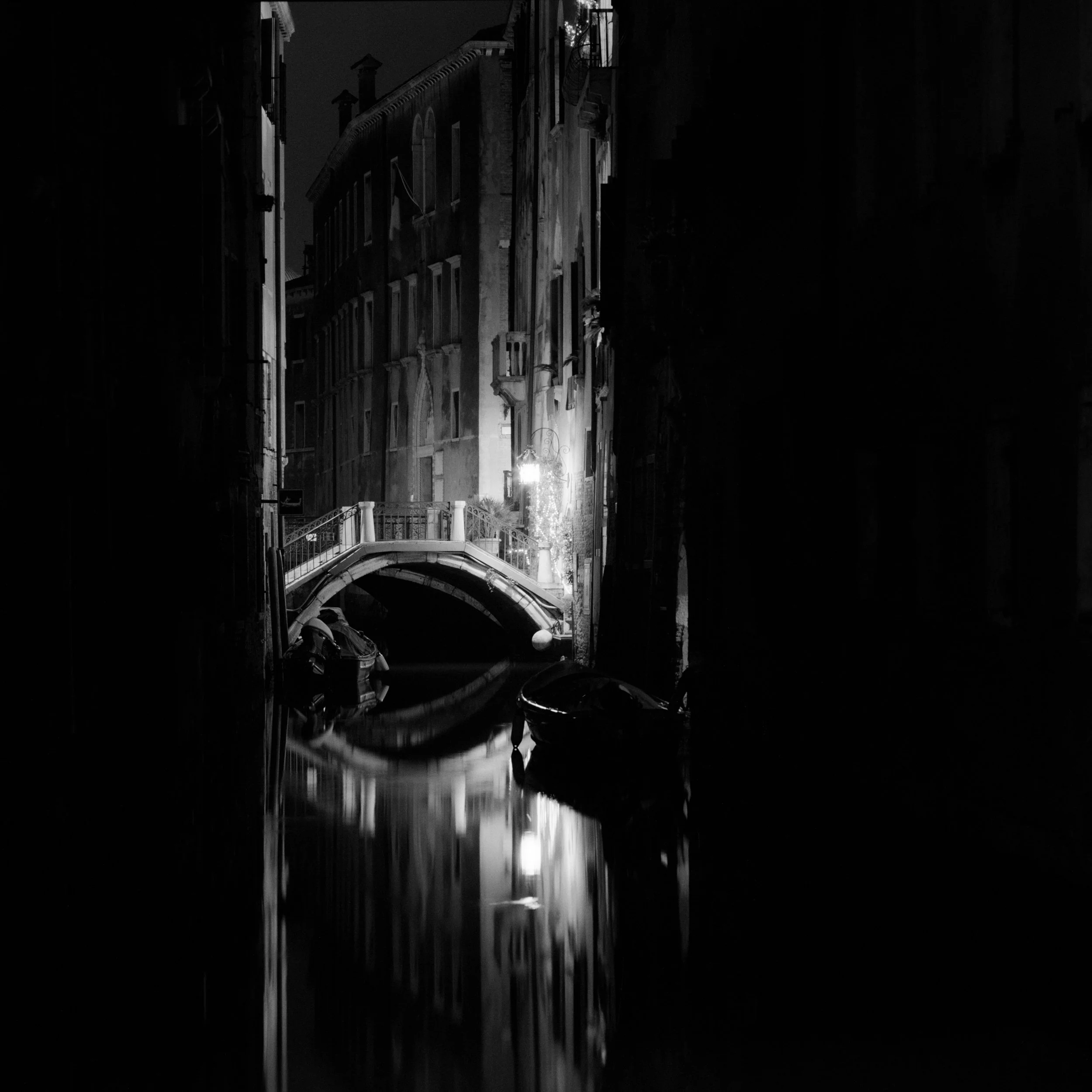 V24-12-sepia.jpg